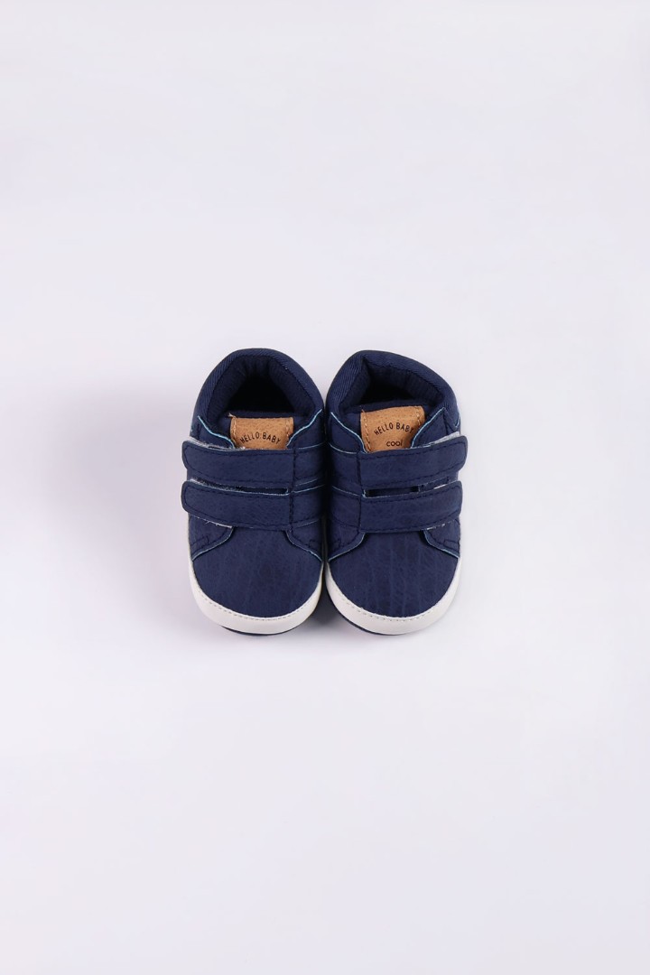 Navy Sneaker 