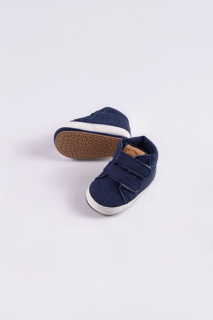 Navy Sneaker 