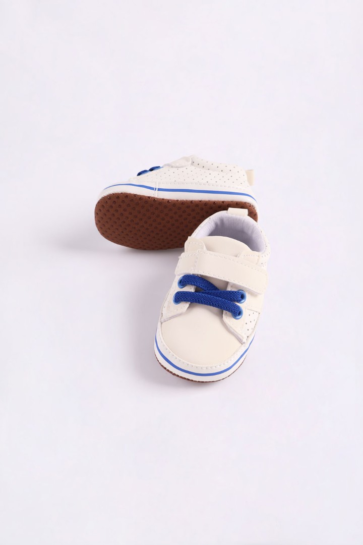 Contrast Sneaker