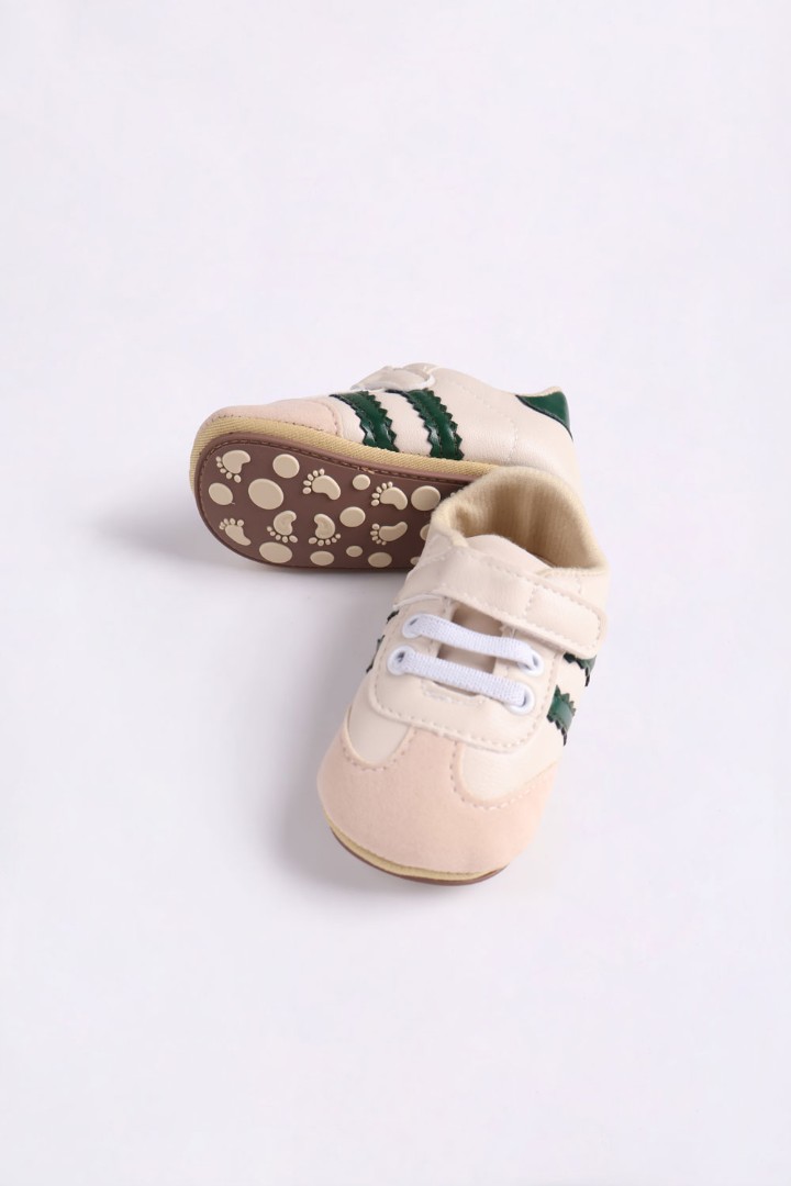 Contrast Sneakers
