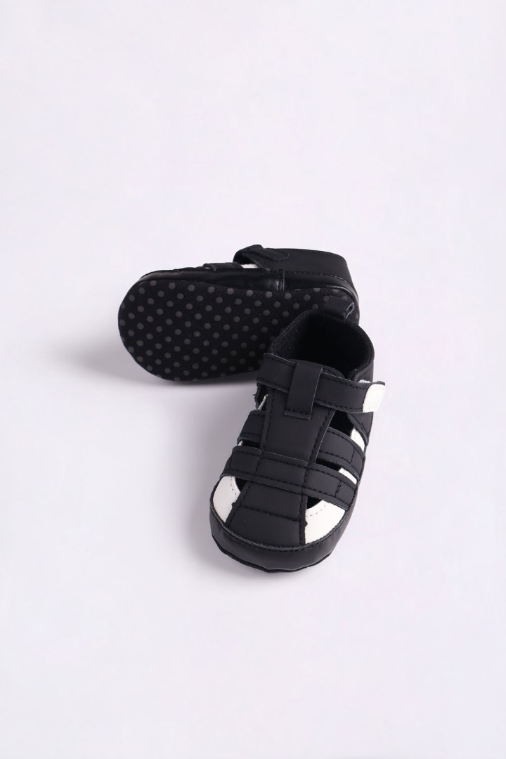 Contrast Sneaker