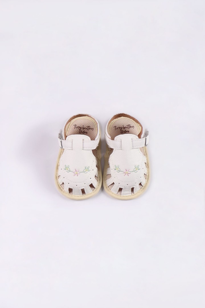 Embroidered Sandal 