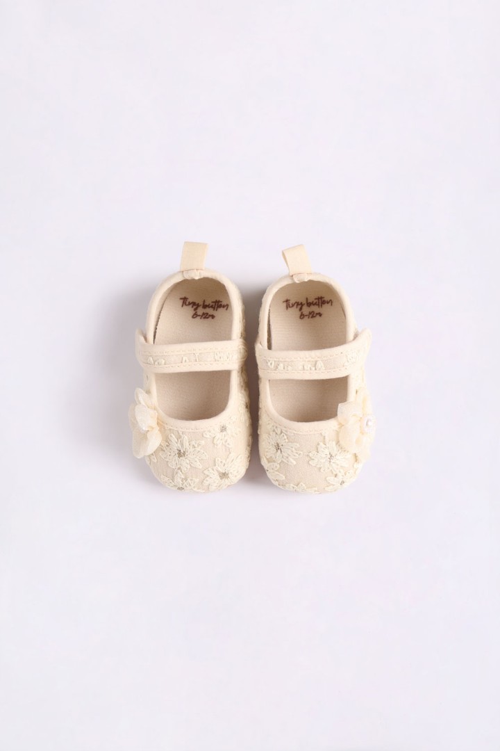 Ballerinas with Flower Appliqué