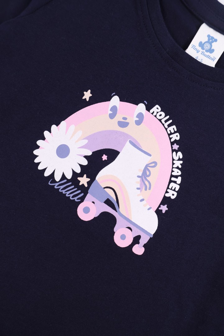 Long Slevee Graphic T-Shirt