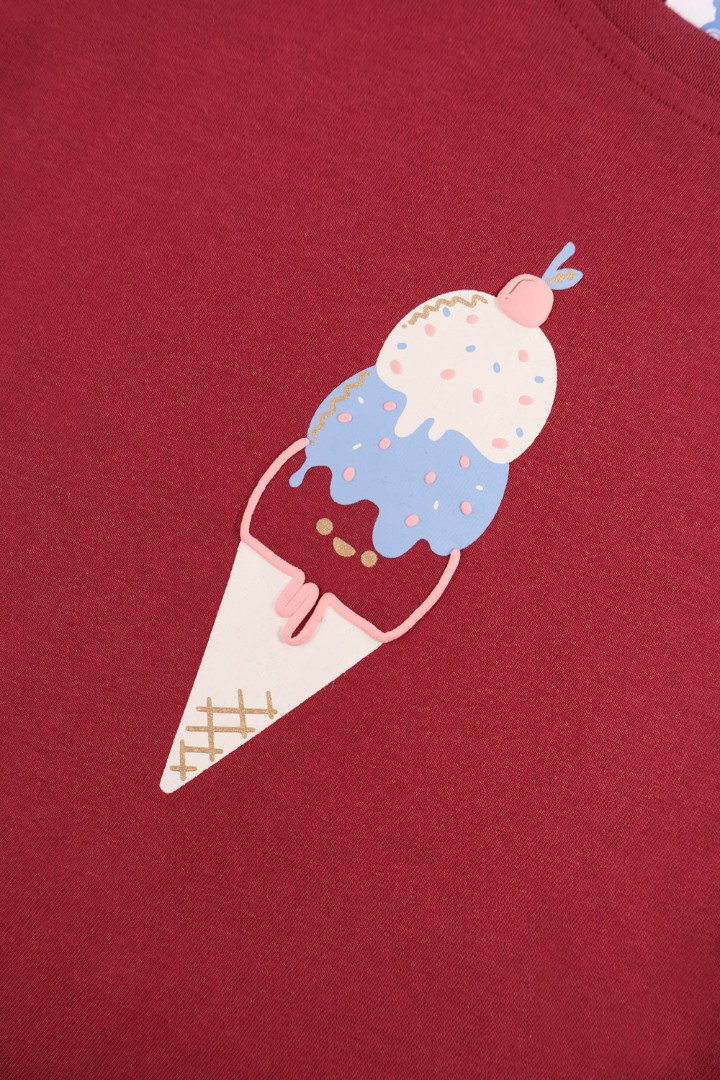 Long Slevee Graphic T-Shirt