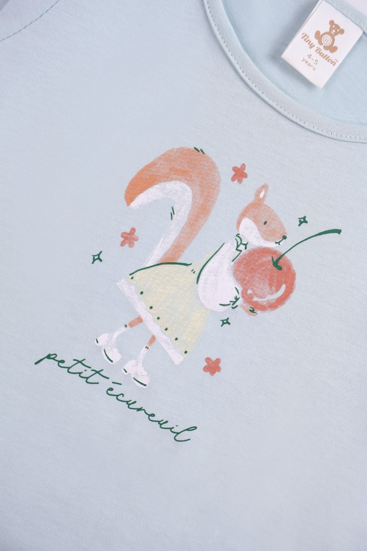 Long Slevee Graphic T-Shirt