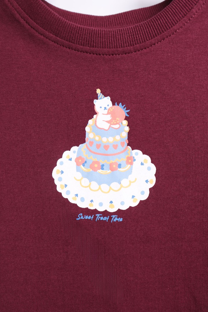 Long Slevee Graphic T-Shirt