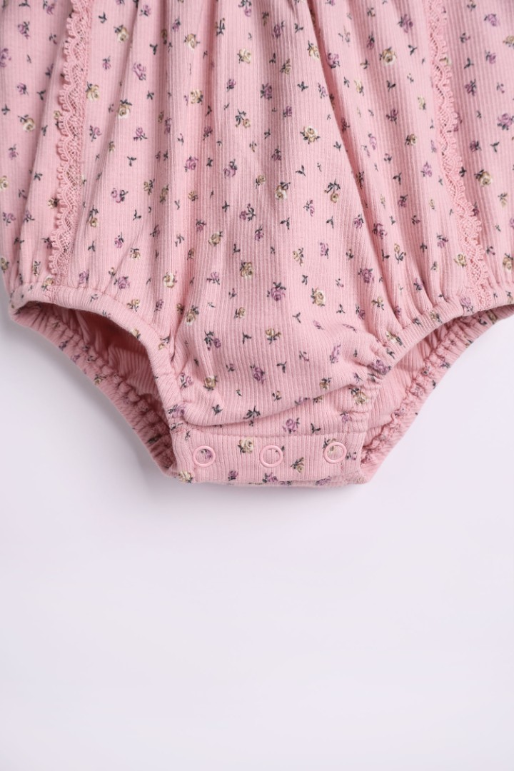 Peter-Pan Collared Romper