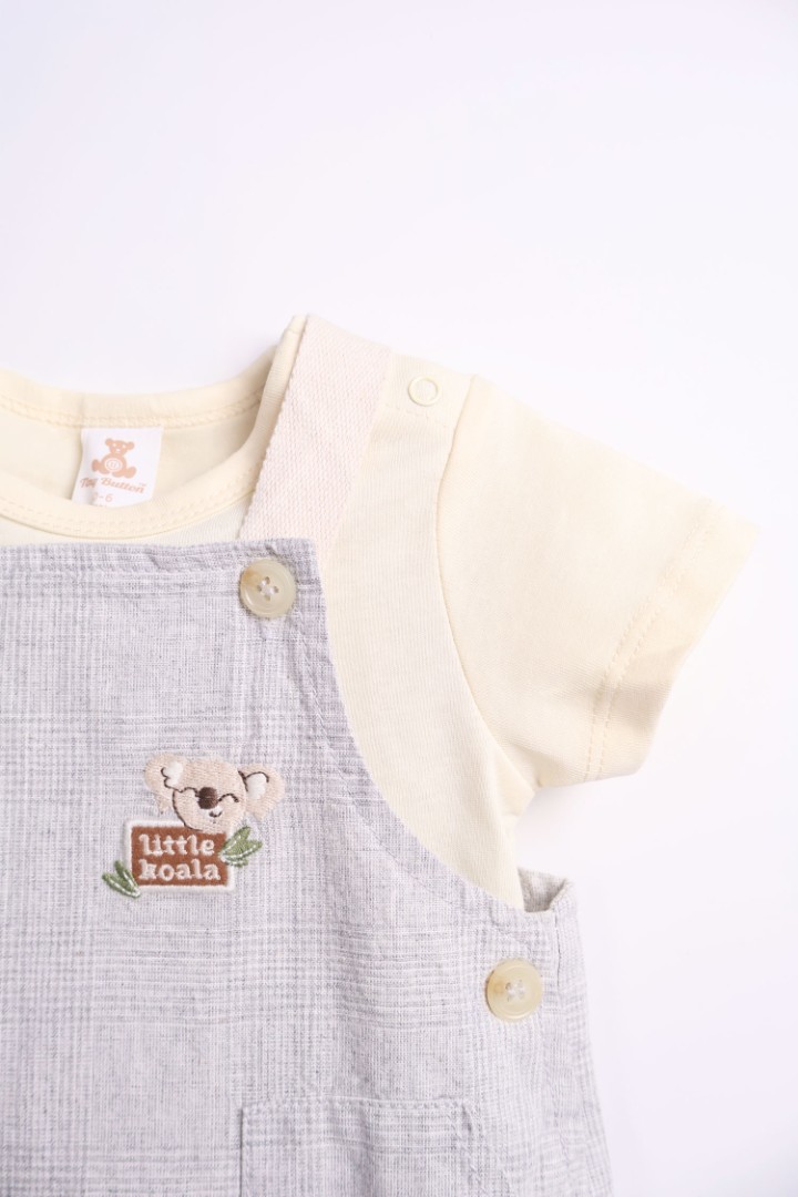 Dungaree with T-Shirt