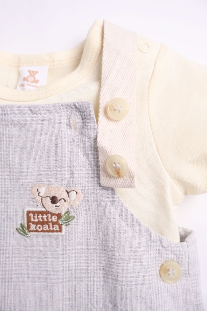 Dungaree with T-Shirt