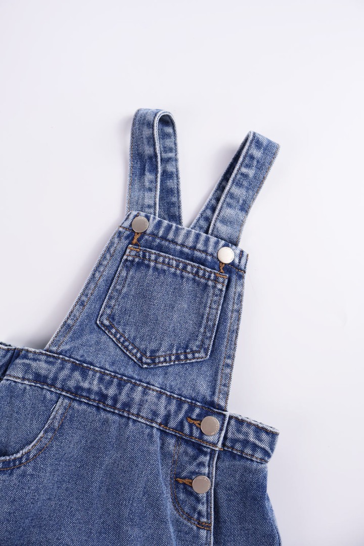 Dungaree