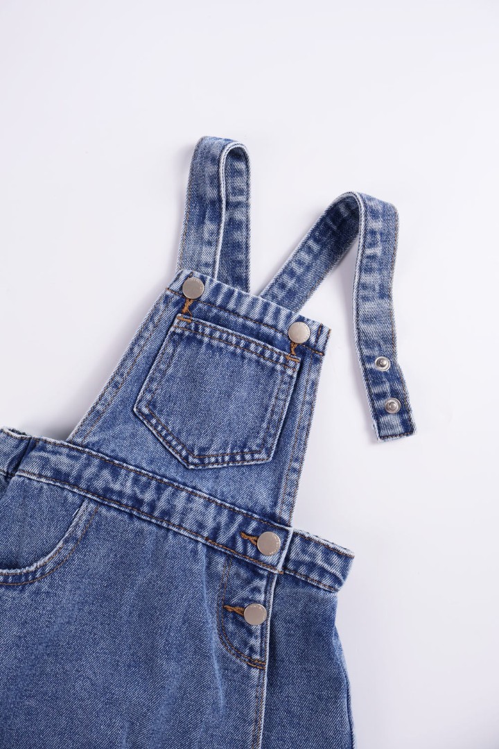 Dungaree