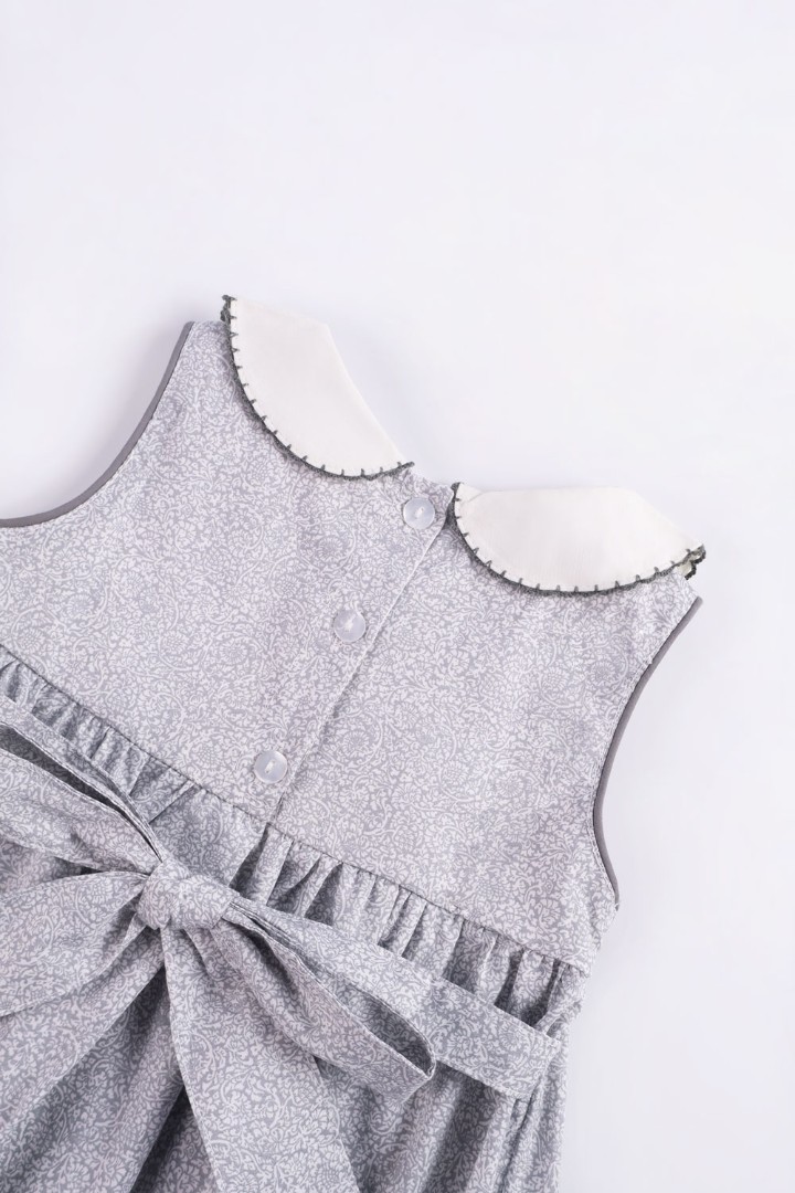 Peter-Pan Collar Dress