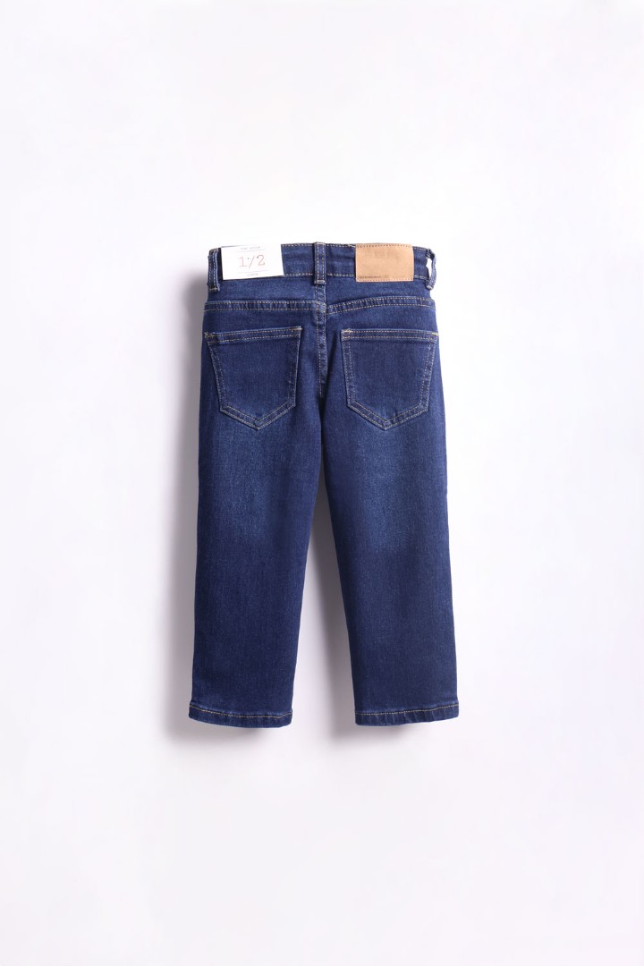 Straight Jeans
