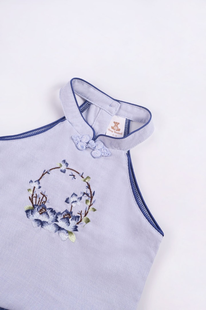 Qipao Dress with Embroidery