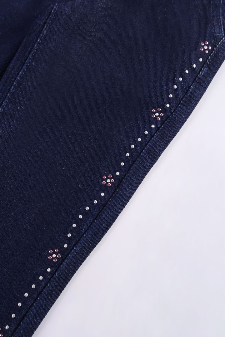 Straight Jeans