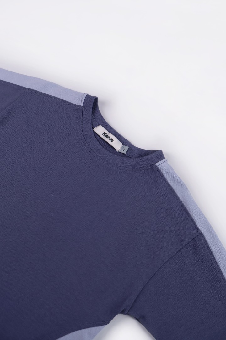 Contrast T-shirt 
